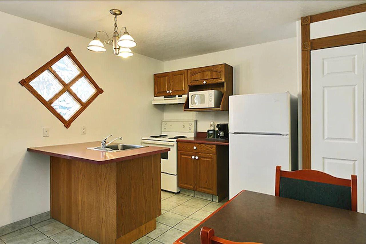 White Wolf Inn Hinton Quarto foto